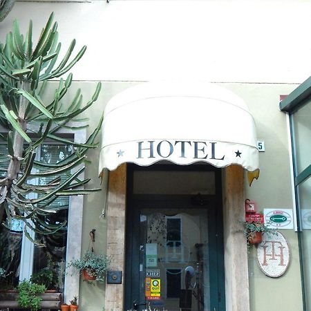 Albergo Torino Albenga Dış mekan fotoğraf