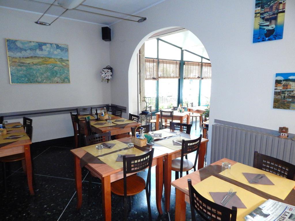 Albergo Torino Albenga Dış mekan fotoğraf